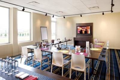 Aloft Отель 4*